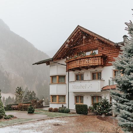 B&B Hotel Mirabel Ortisei Eksteriør billede