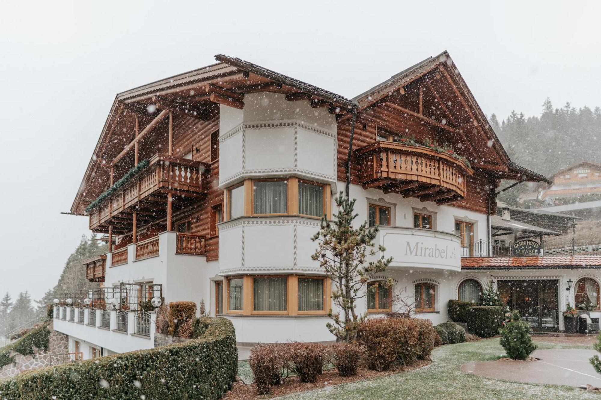 B&B Hotel Mirabel Ortisei Eksteriør billede