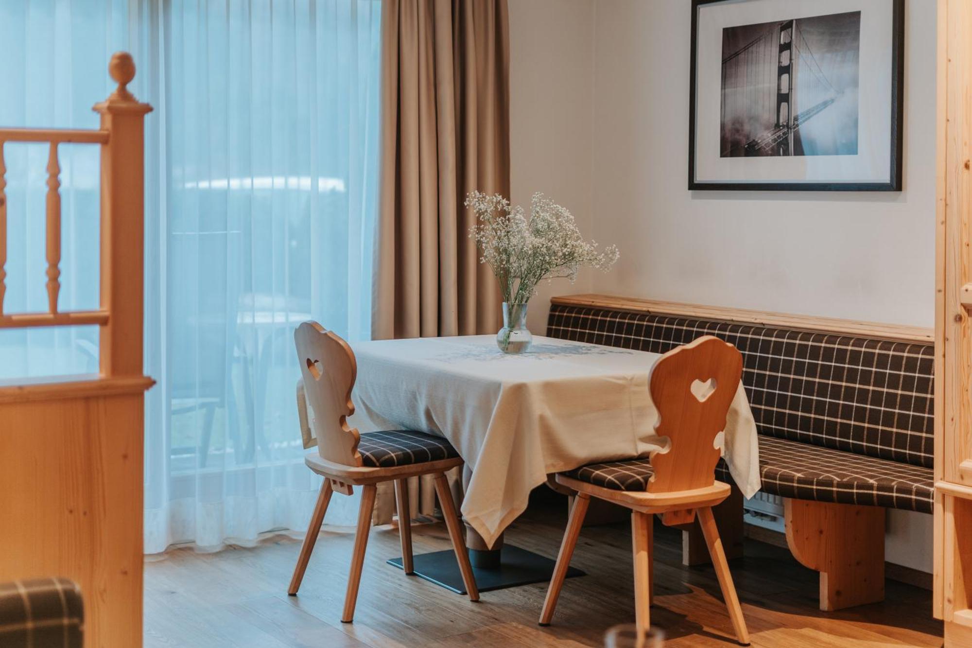 B&B Hotel Mirabel Ortisei Eksteriør billede